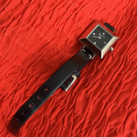 COACH WATCH - Picture 4 of 8